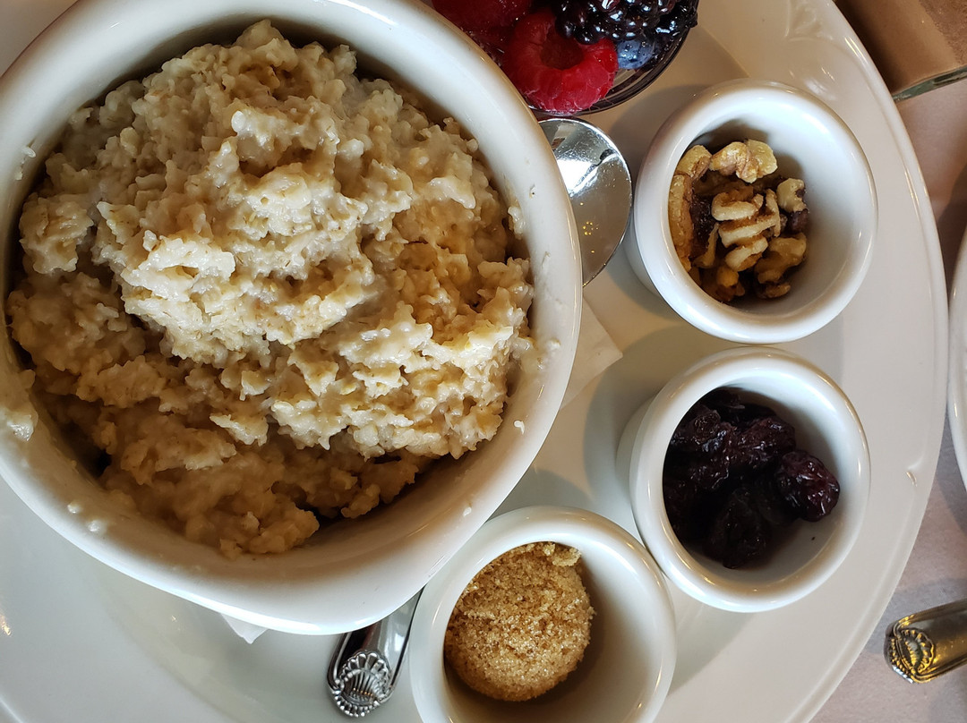 斯塔福德佩里酒店主图