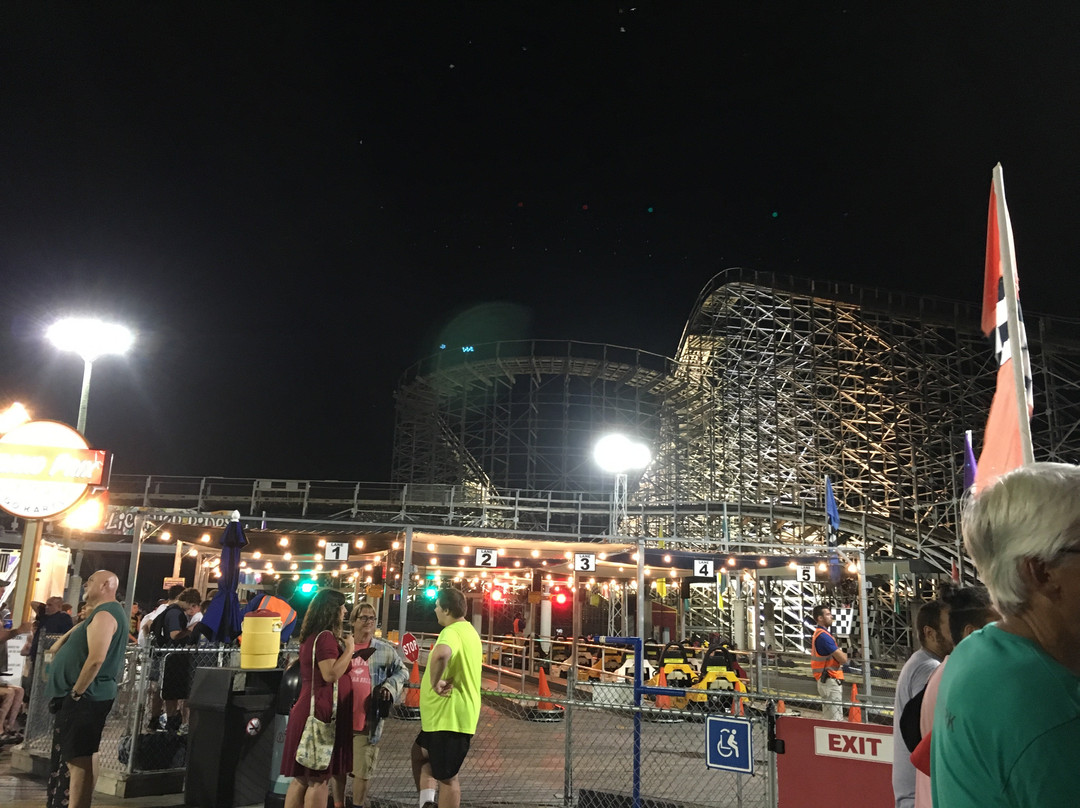 Morey's Piers and Beachfront Water Parks景点图片