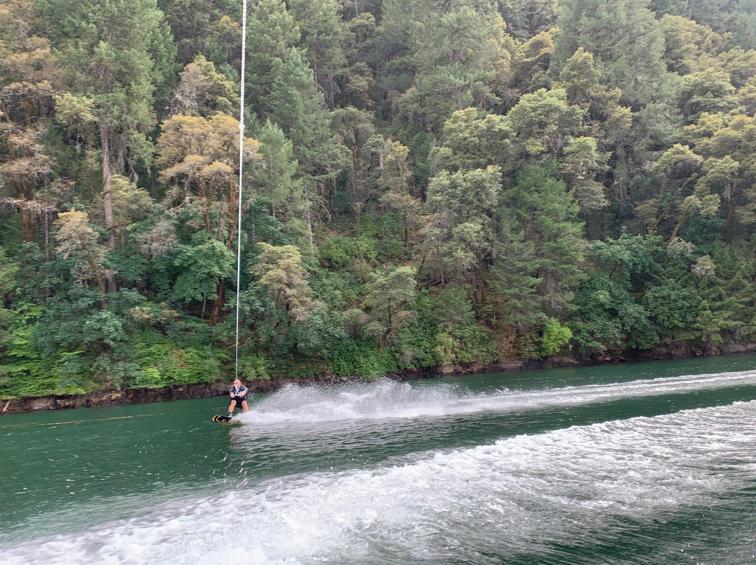 Rollins Lake-Colfax必去景点