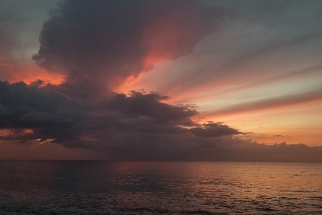 Coson Bay Hotel & Residences主图