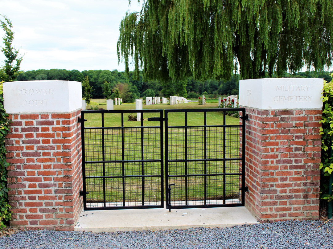 Prowse Point Military Cemetery-Comines-Warneton必去景点
