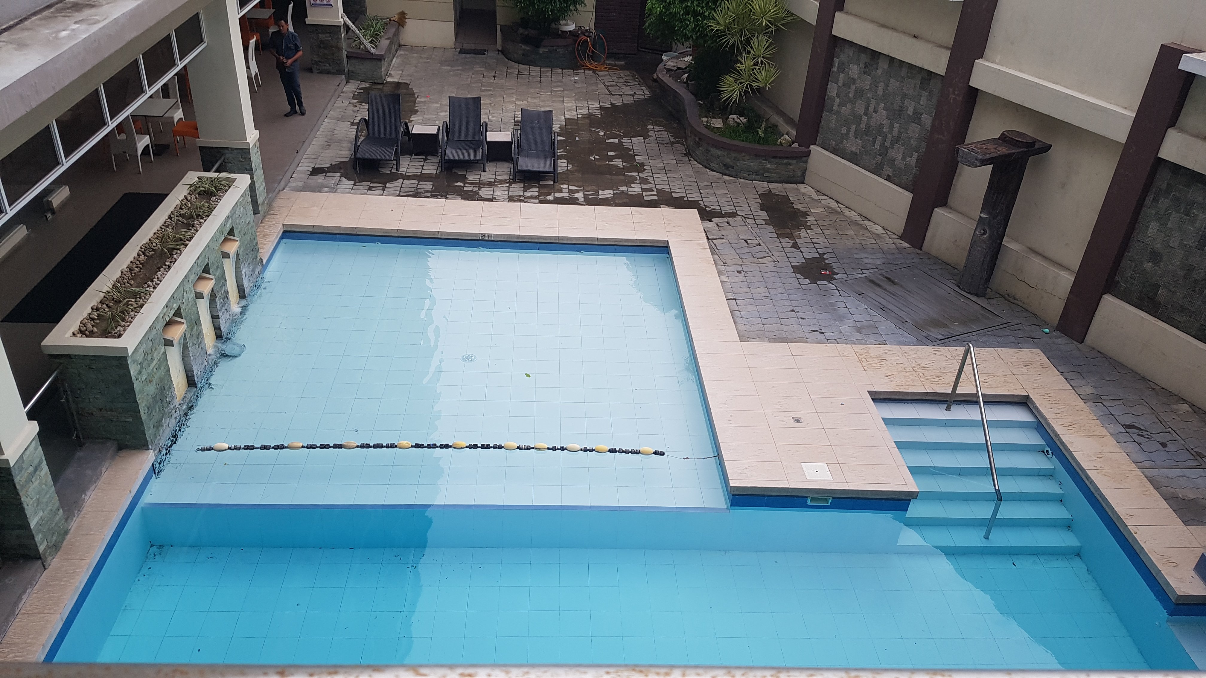 Circle Inn - Iloilo City Center-泳池