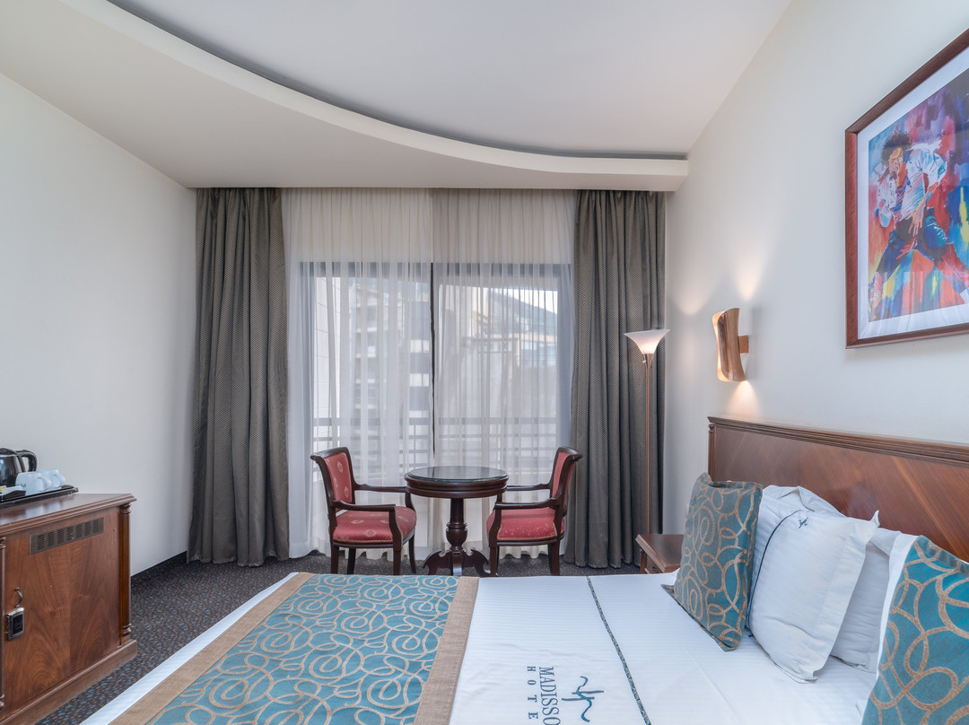 Madisson Hotel主图