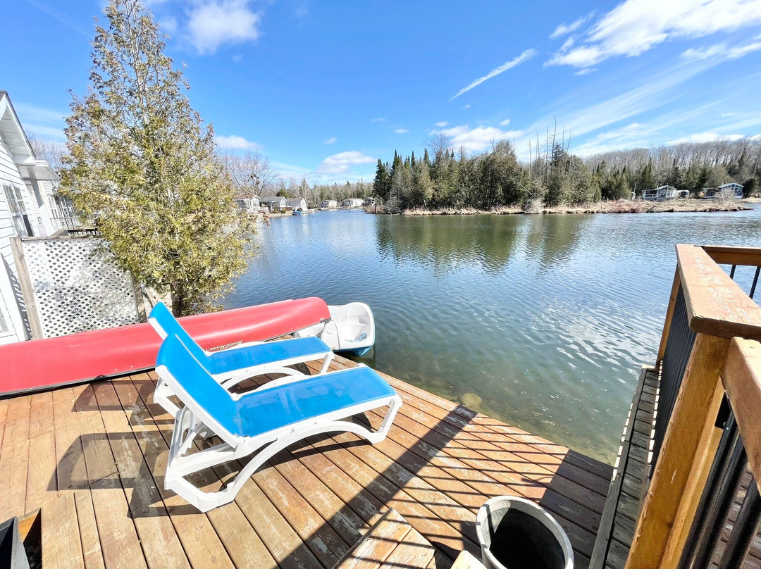Spring Valley Cottage & RV Resort