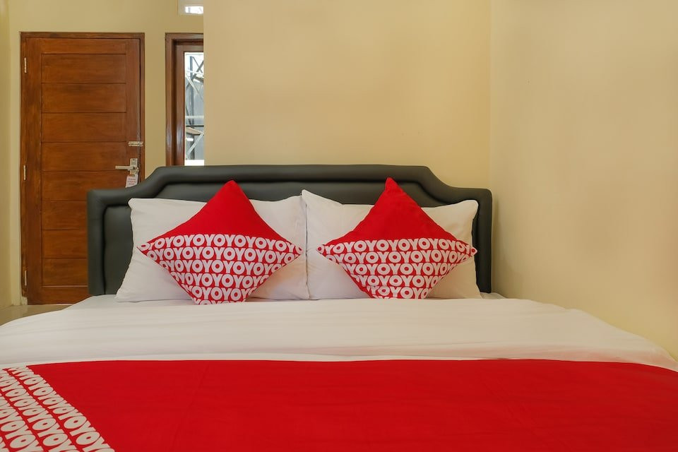 OYO 895 Mahameru Residence主图