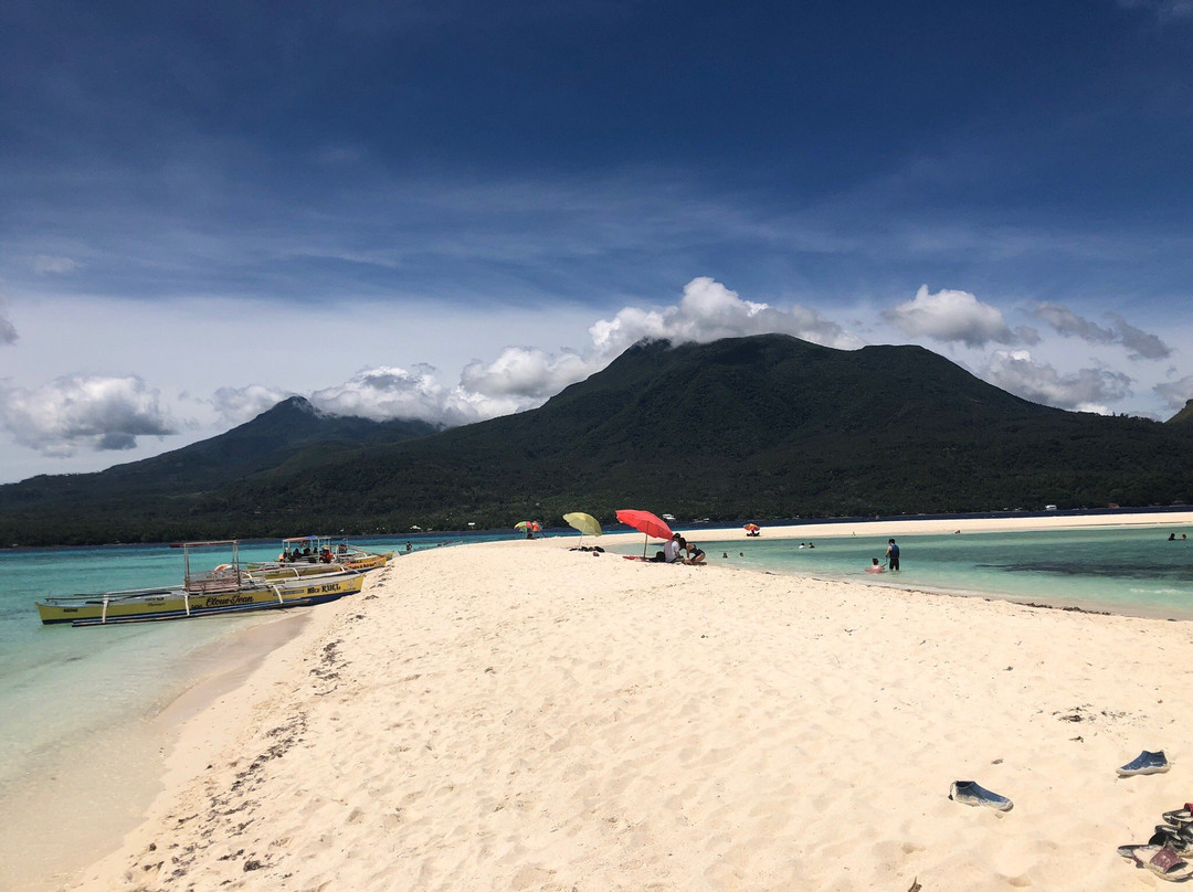 巴拉斯海滩度假村主图