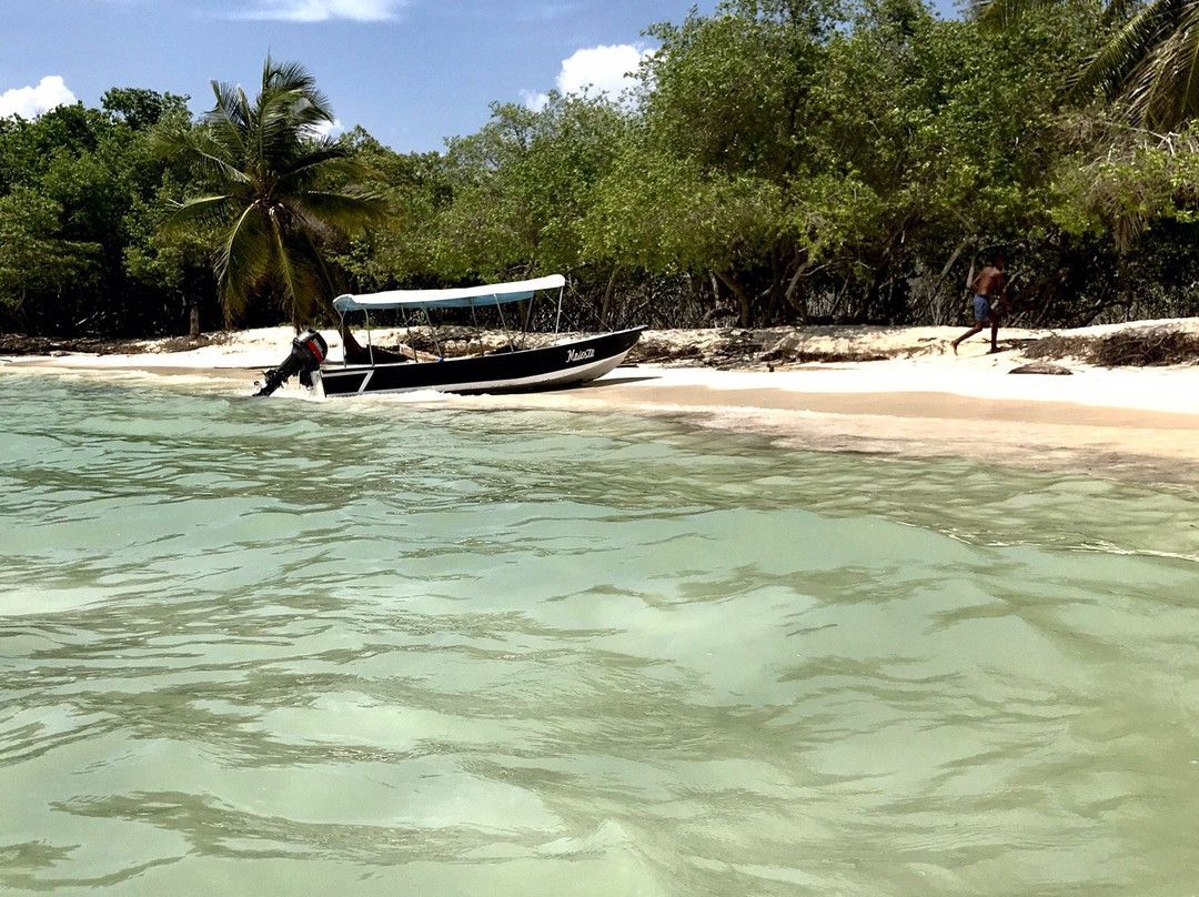 Afronautica-Isla Baru必去景点