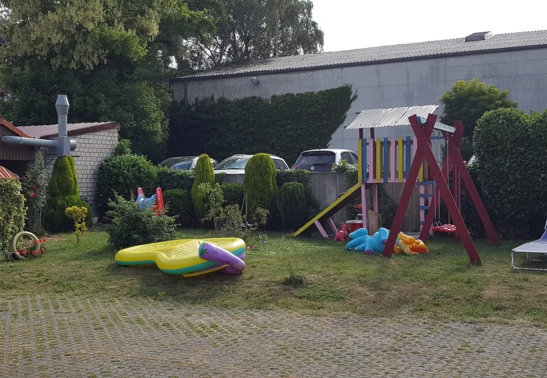 艾梅里希斯达德特酒店主图