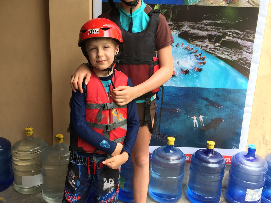 Kawasan Canyoneering-Badian必去景点