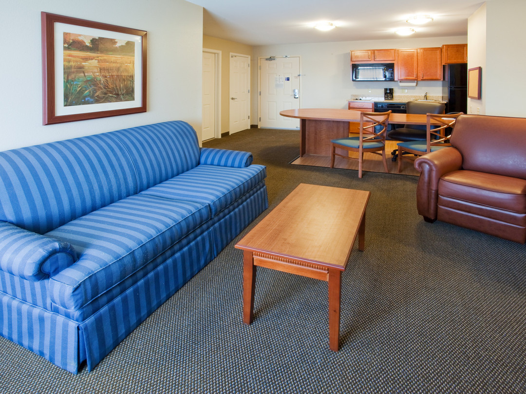 Candlewood Suites Kalamazoo by IHG主图