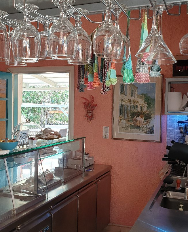 Cavo Perlevos Studios主图