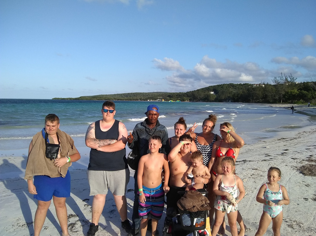 Burwood Beach-法尔茅斯必去景点