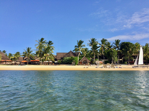 康斯丹莫里斯王子酒店主图