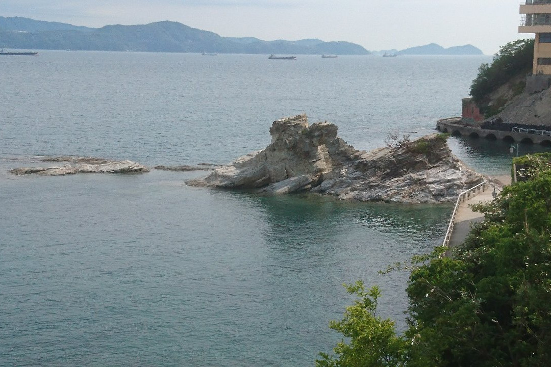 Horaiiwa Rock-和歌山市必去景点