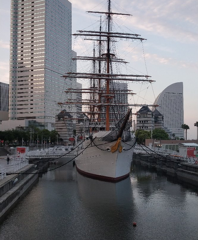 Takashima Suisaisen Park-Minatomirai必去景点