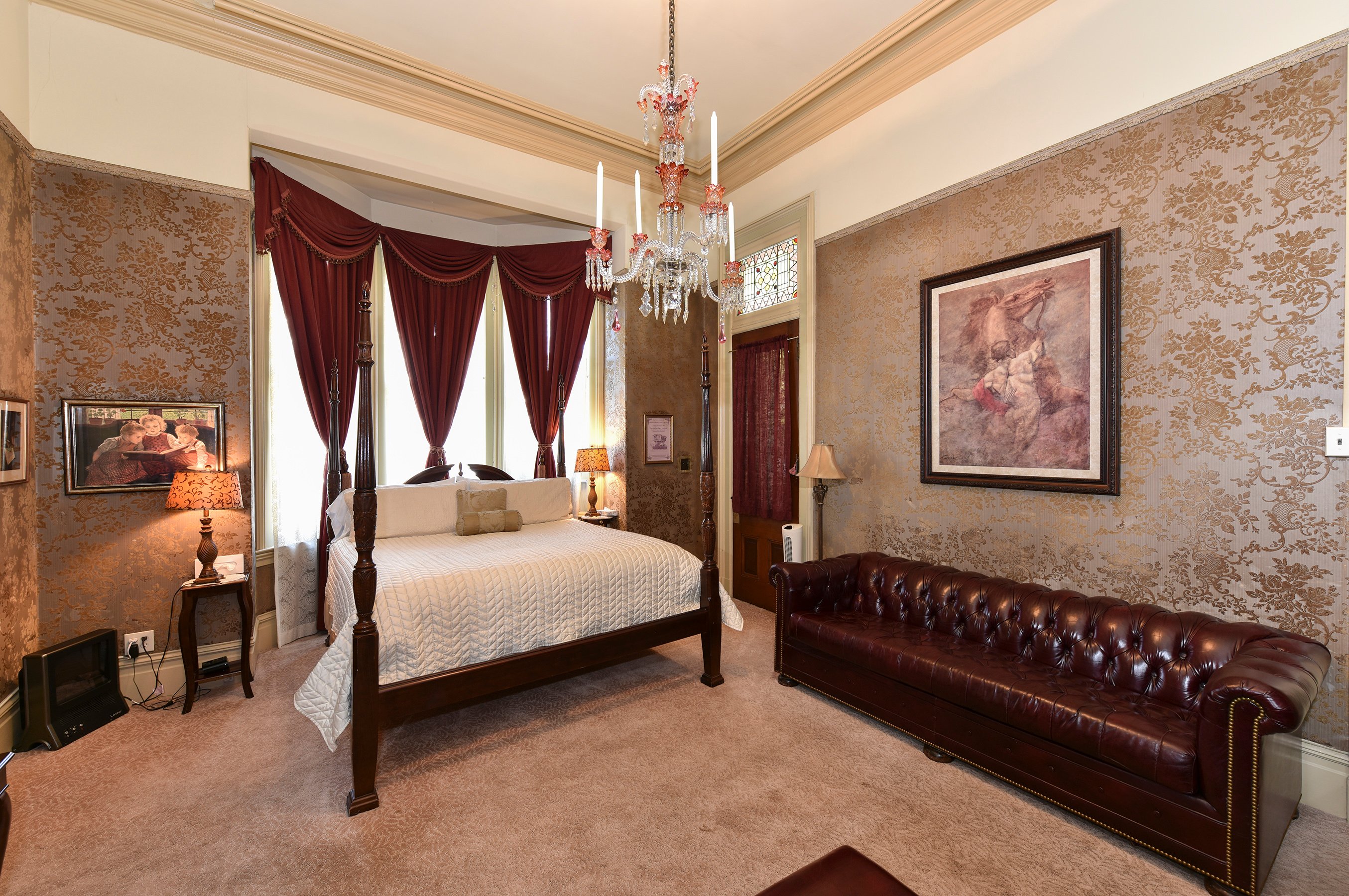The McClelland House-官方