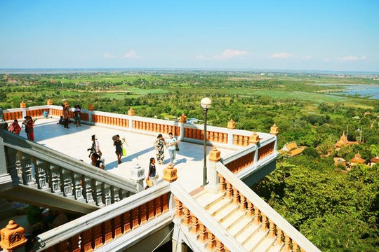 Amazing Cambodia Cruise & Tours-金边必去景点