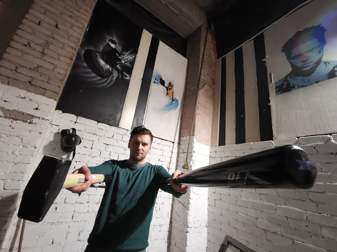 Rage room Vilnius (Iškrovos kambarys)