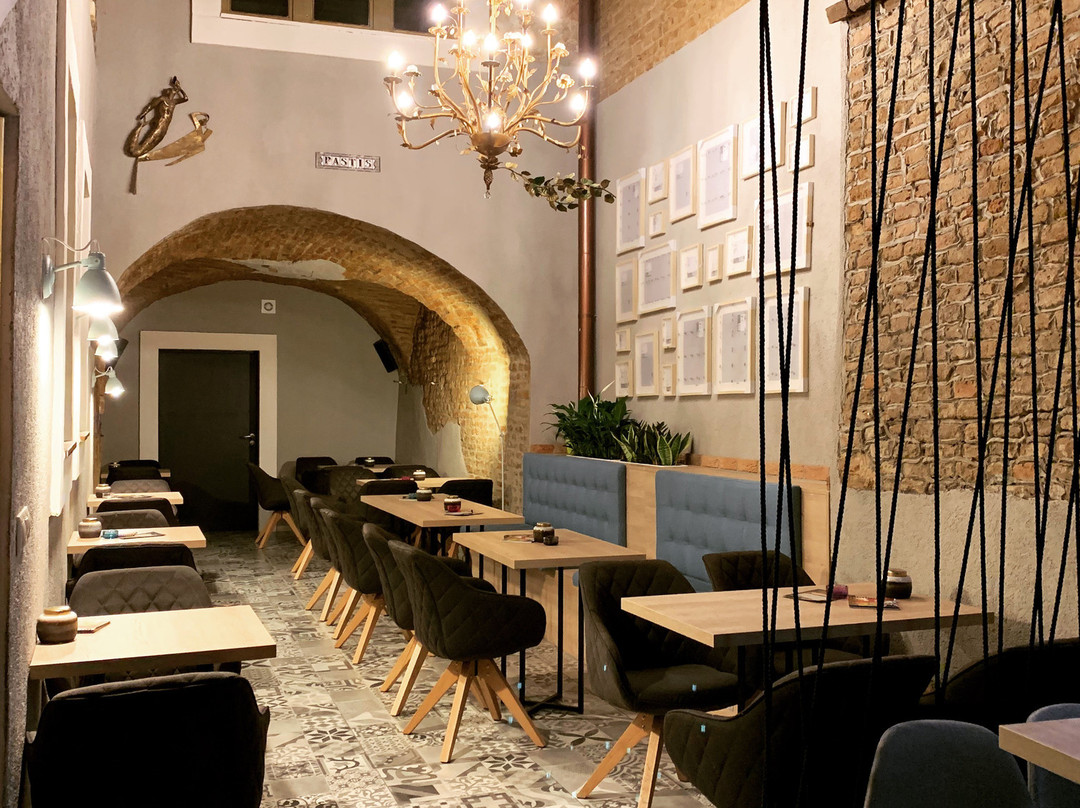 Pastis Coffee & Bar