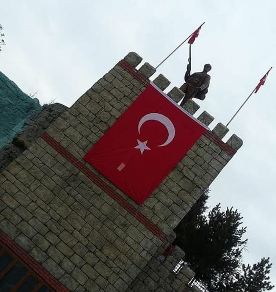 Nigde Askeri Sehitligi景点图片