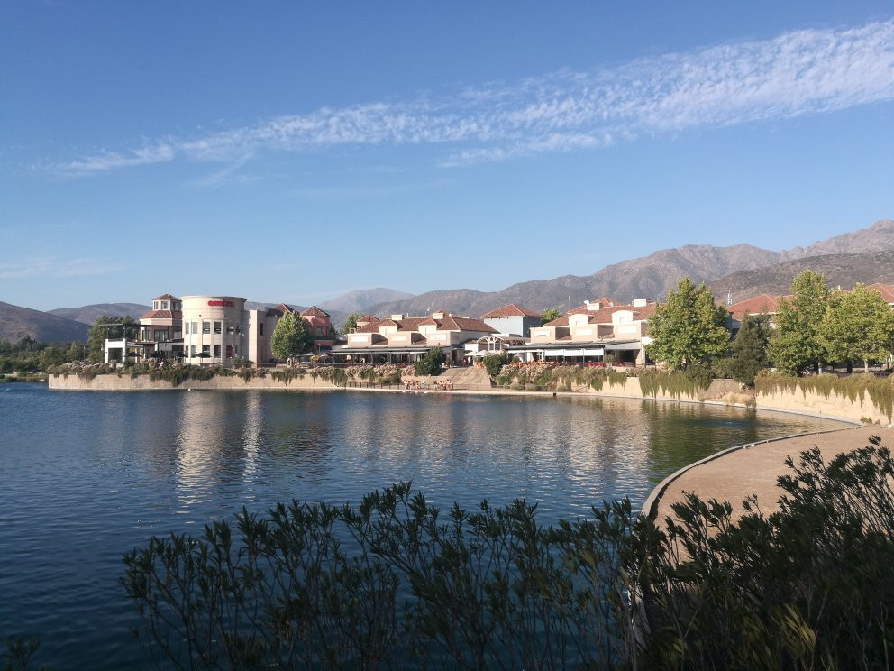 Laguna Piedra Roja-Chicureo必去景点