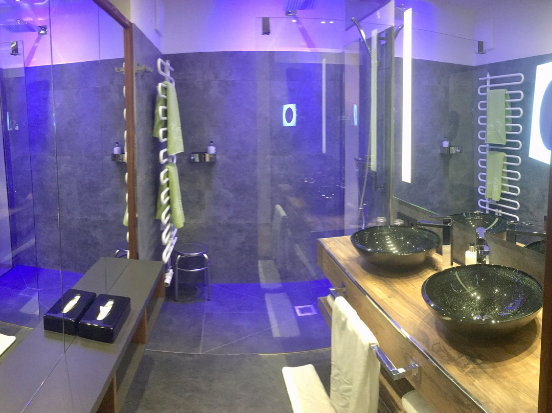 Hotel Cinderella Spa & Resort主图