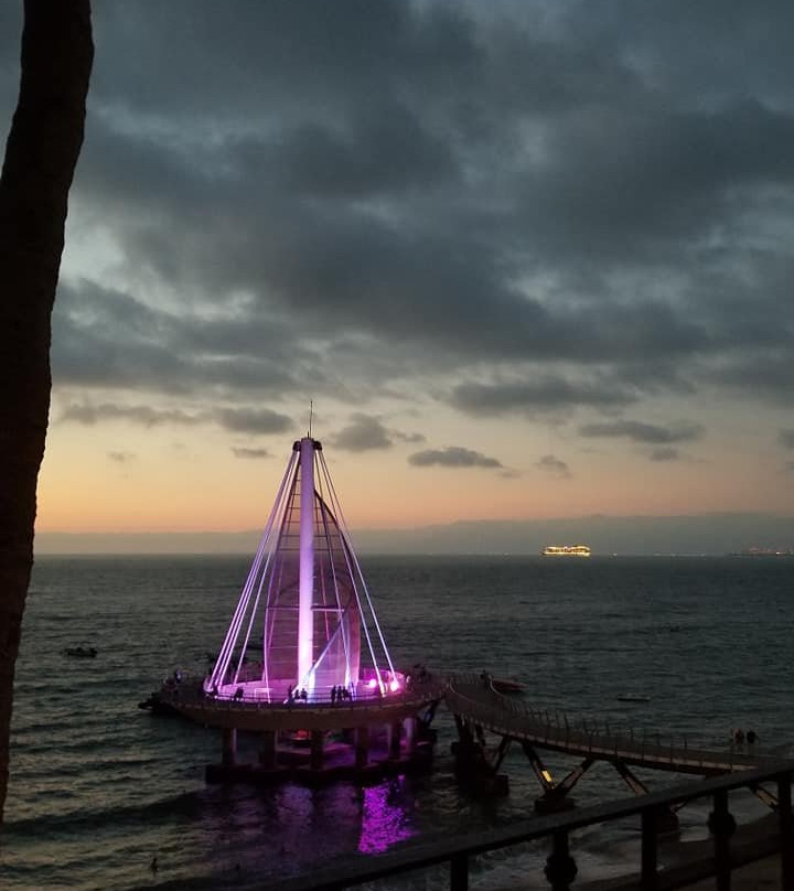 Emperador Beachfront Hotel & Suites主图