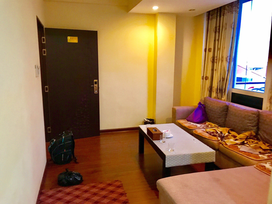 Grace Treasure Hotel主图