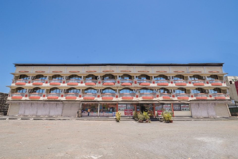 OYO 13151 Hotel OM Palace主图