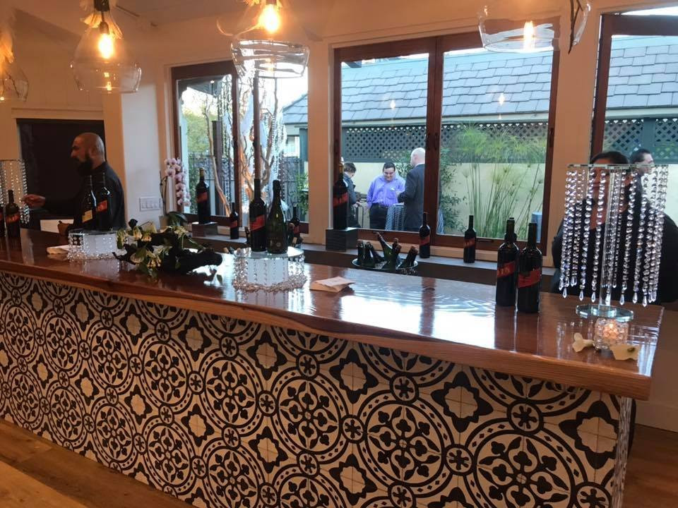 Twisted Roots Vineyard-卡梅尔瓦利必去景点