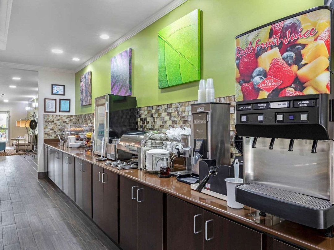 Sleep Inn & Suites Millbrook主图