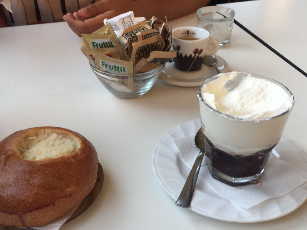 Ganzirri餐馆和美食-Pasticceria Stellario Messina