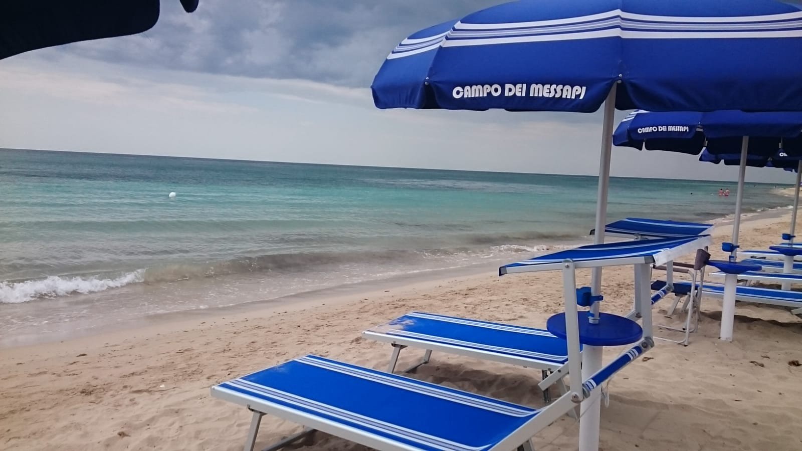 Campo Dei Messapi-泳池