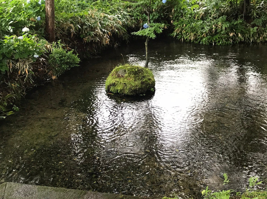 Rokugo Yusuigun景点图片
