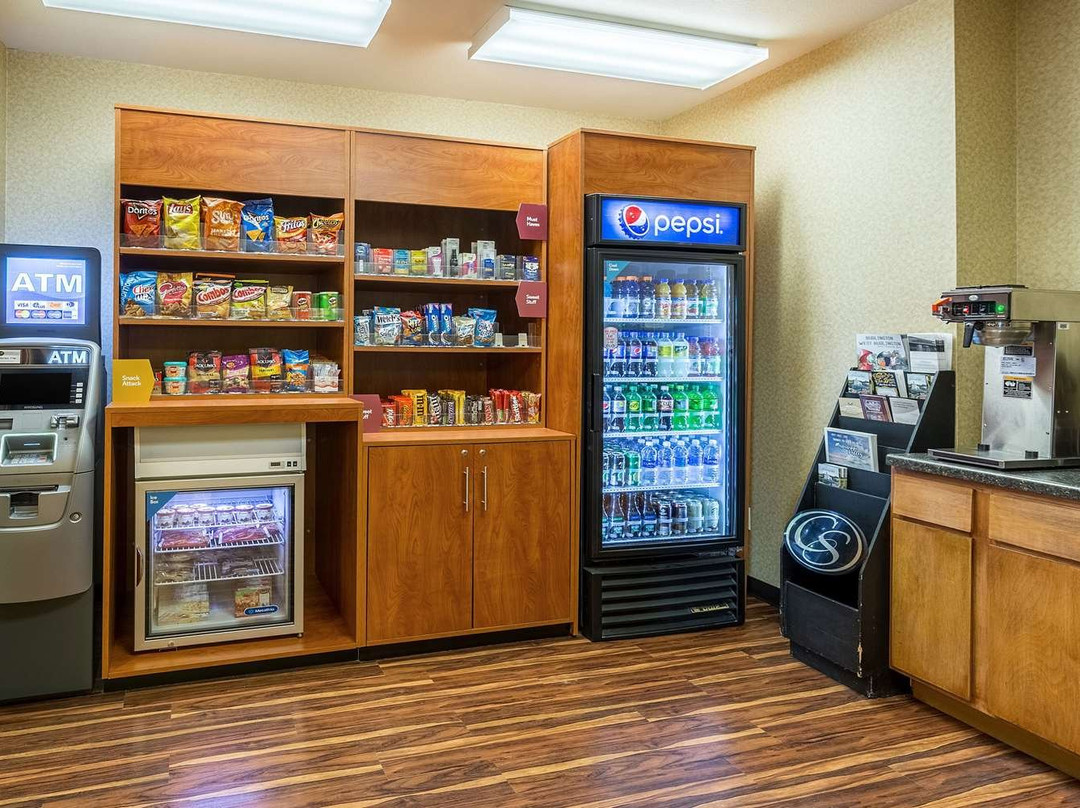 Comfort Suites Burlington主图