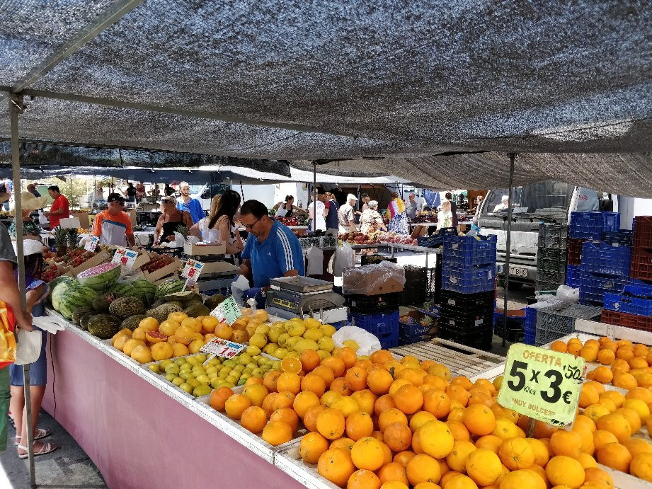 Mercadillo Torrevieja景点图片