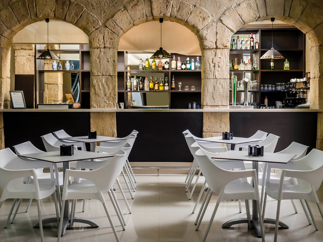 Exe Cunit Suites & Spa主图