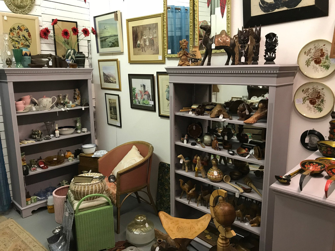 Dores Hill Farm Emporium-Wootton必去景点