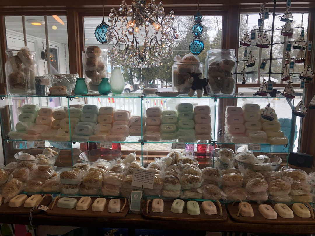 Beach People-Ephraim必去景点