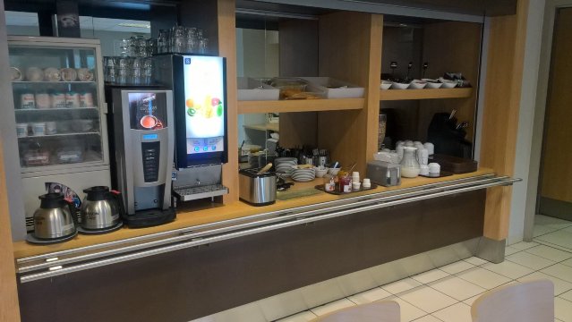 B&B酒店圣艾蒂安Monthieu-餐饮