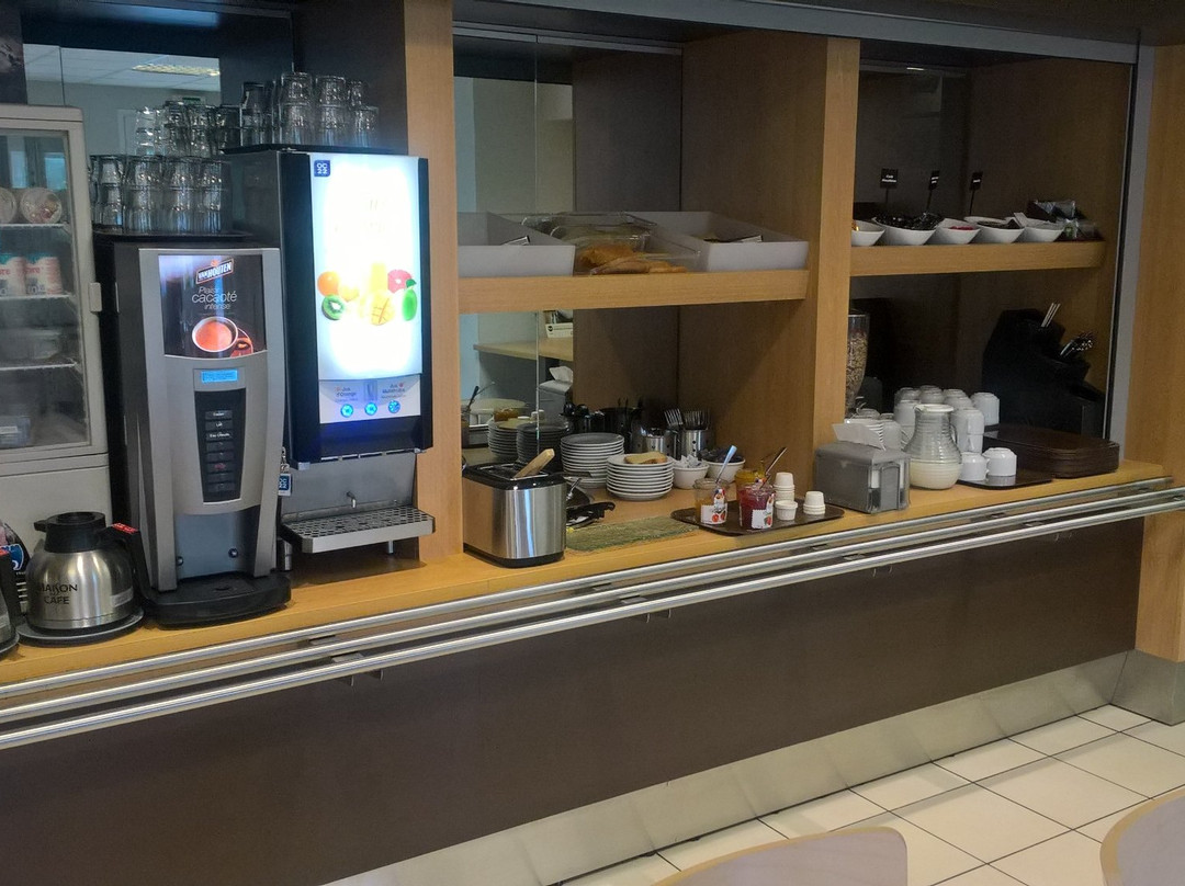 B&B HOTEL Saint-Étienne Monthieu主图