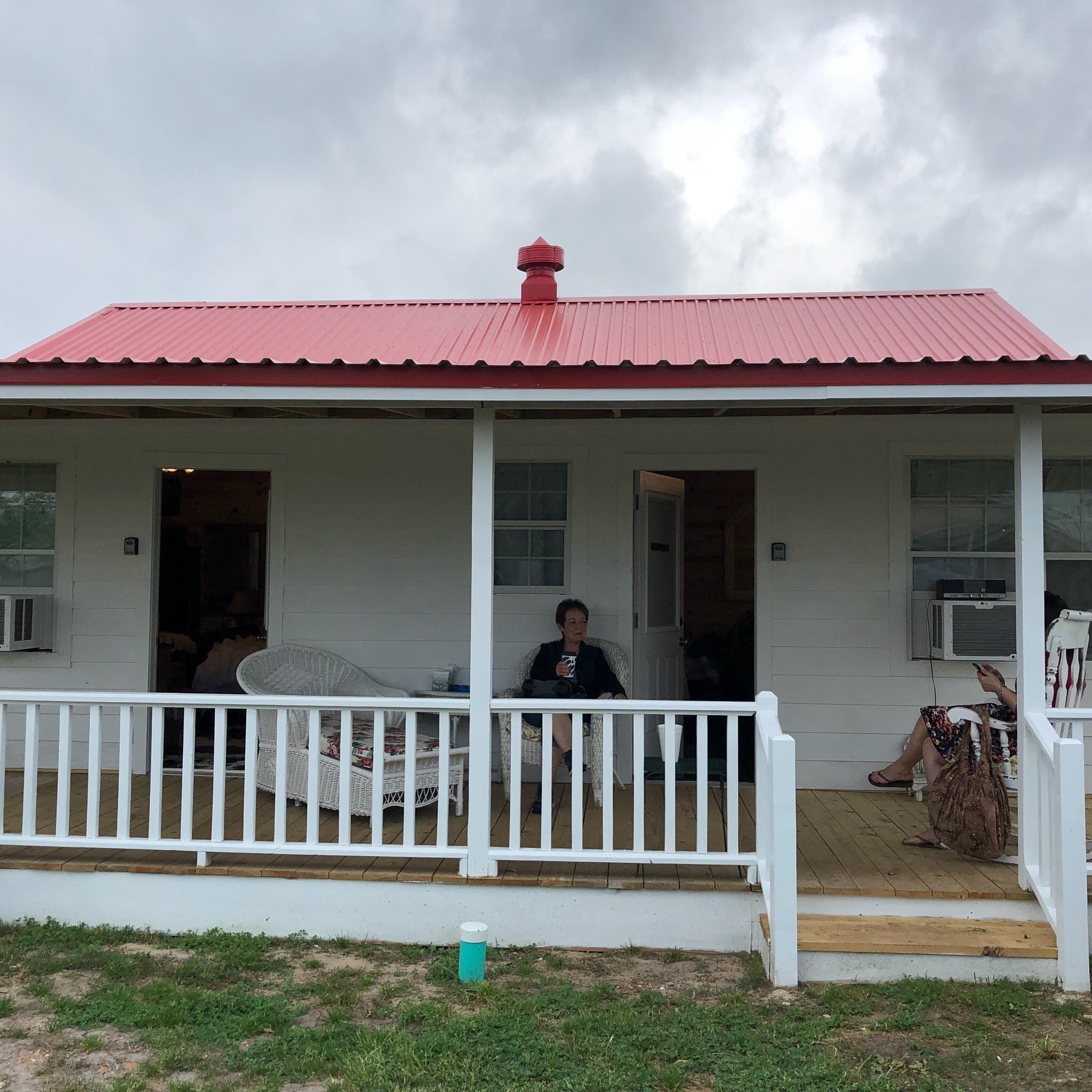 Granny's Retreat-官方