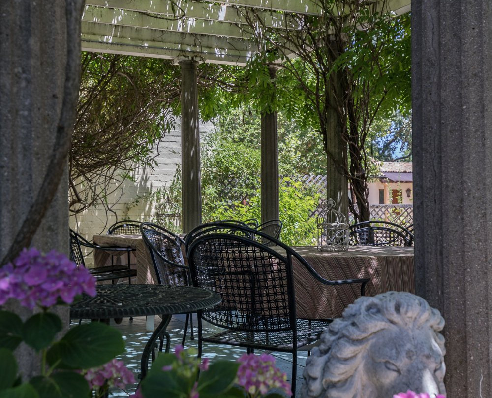 Shady Oaks Country Inn主图