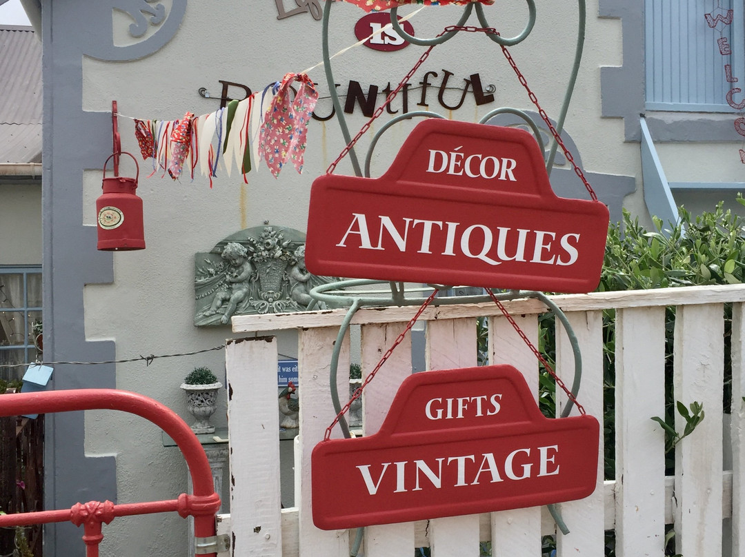 The Victorian Cow主图