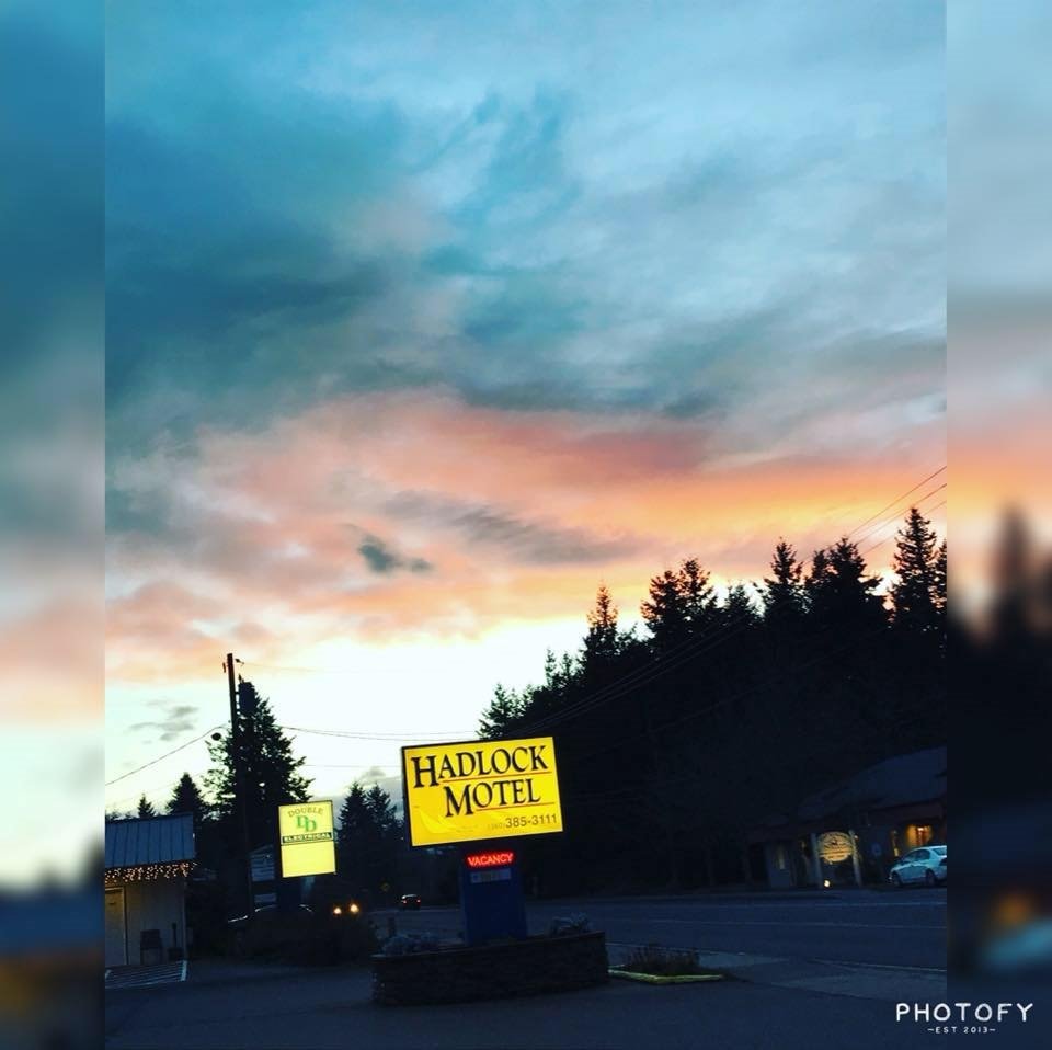 Hadlock Motel-官方