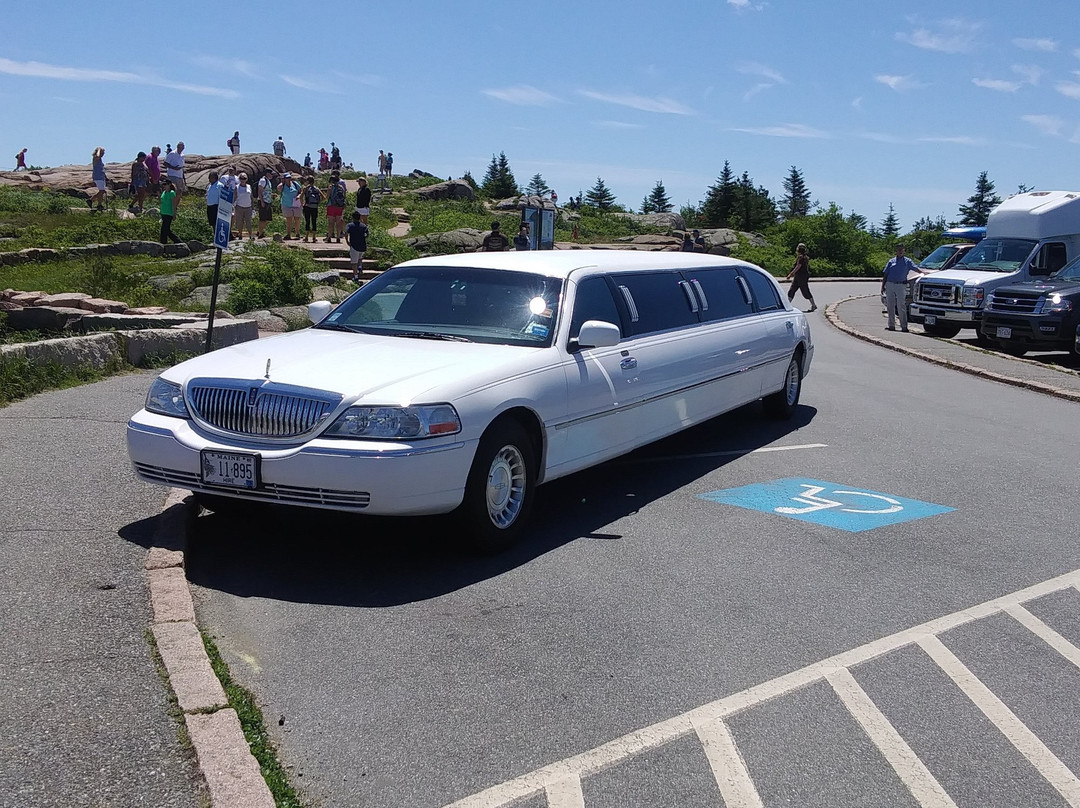 Crystal Coach Limousine-Eddington必去景点