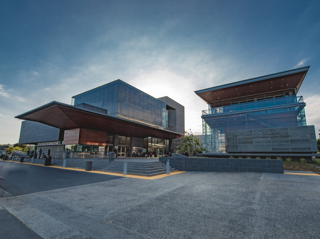 The Broad Stage-圣莫尼卡必去景点