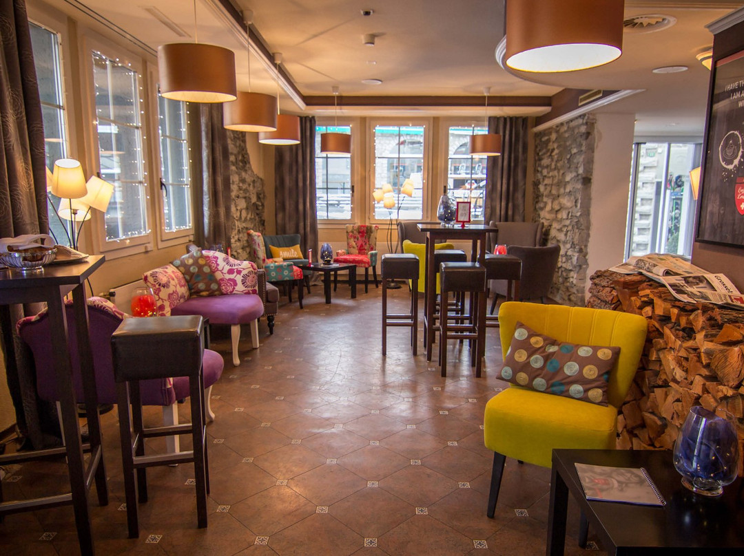 4545 Coffee & Lounge