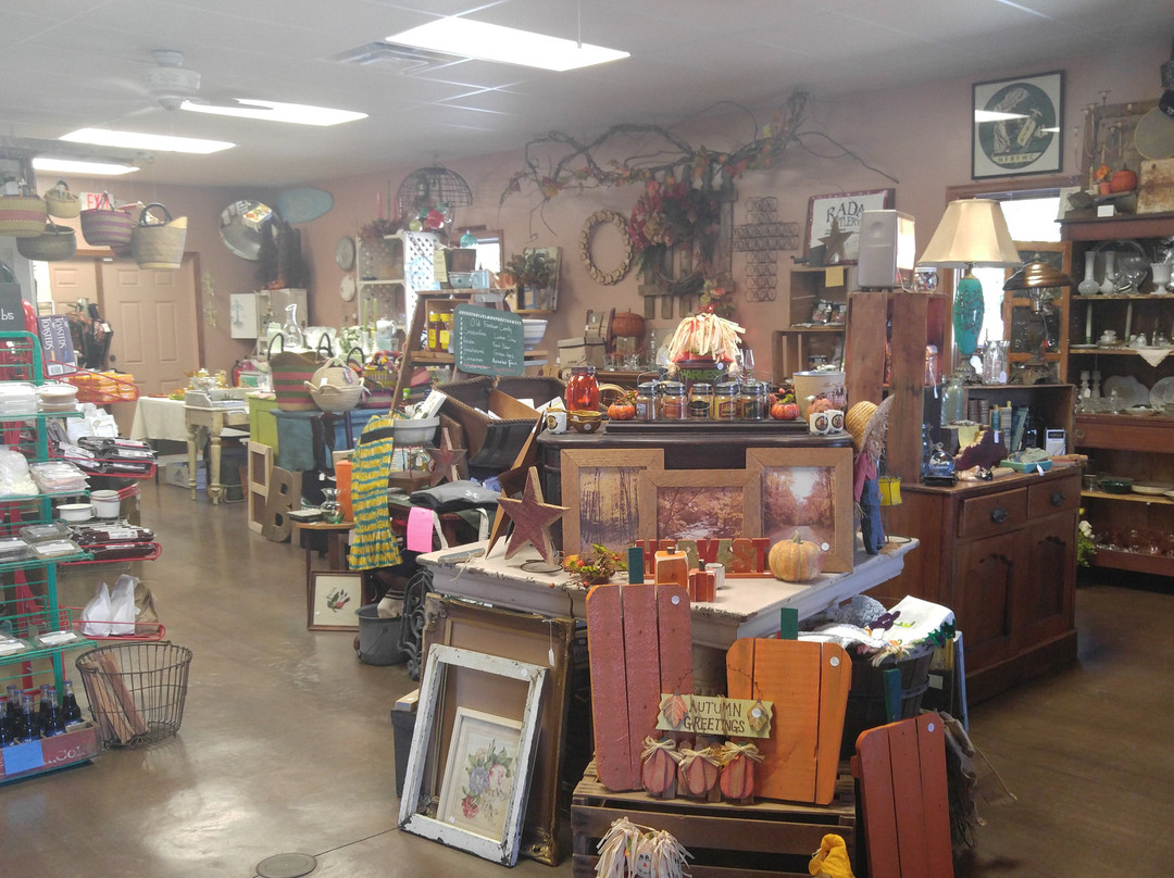 Troutt Old Time General Store and Market景点图片