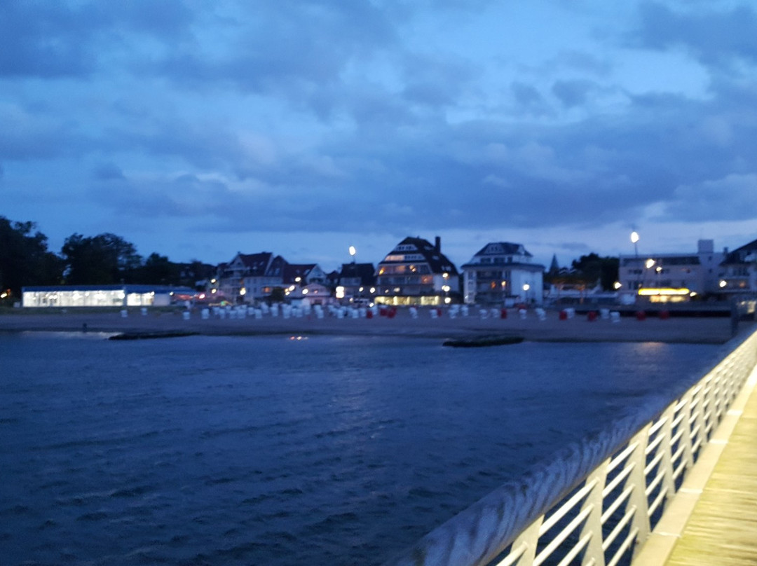 Seebrücke Niendorf景点图片